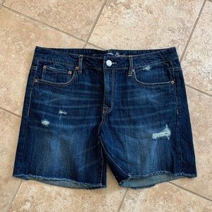 American Eagle distressed jean shorts